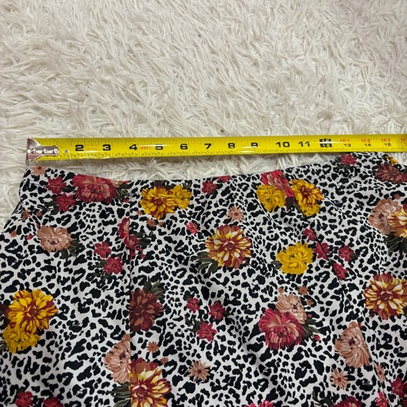TORRID LEOPARD FLORAL HIGH WAIST TIE-FRONT WRAP SWIM BOTTOM SIZE 0 - Picture 8 of 9